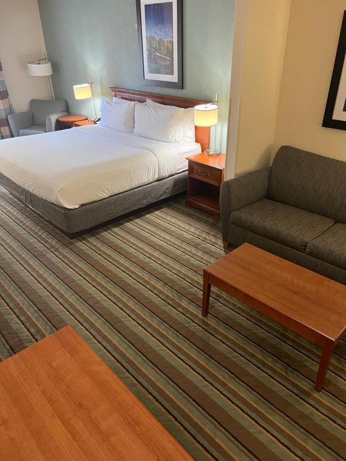 Holiday Inn Express & Suites Salamanca, An Ihg Hotel Esterno foto